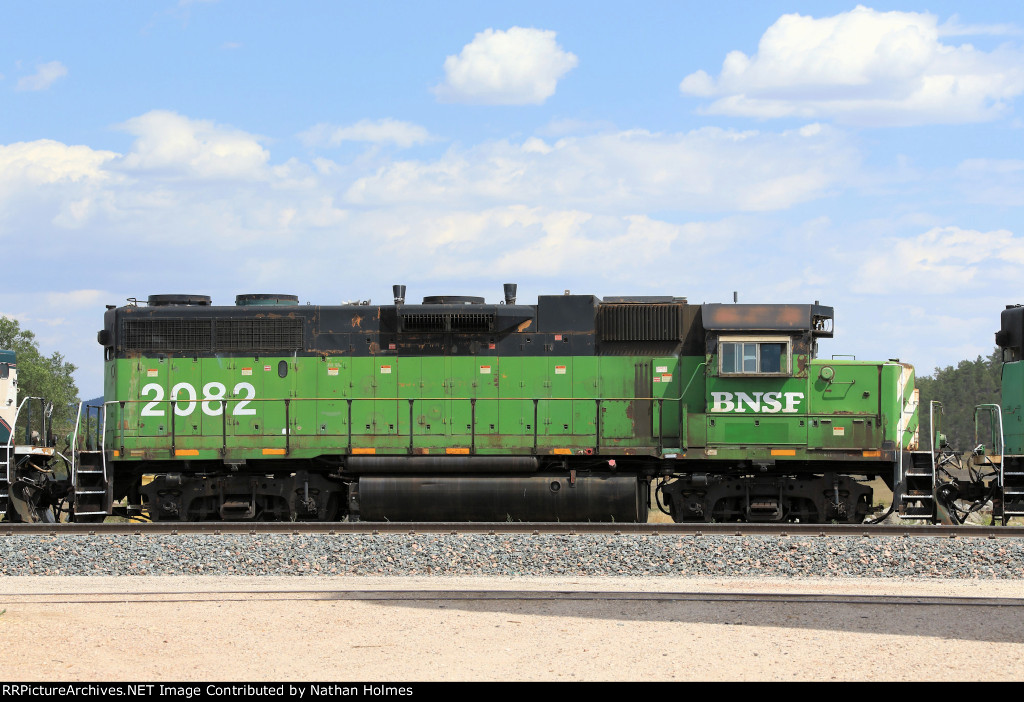 BNSF 2082